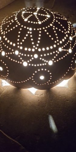 Lampe calebasse rosace